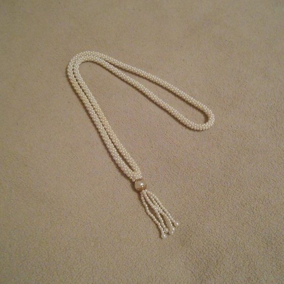 Vintage Pearl Tassel Necklace - Picture 2 of 5